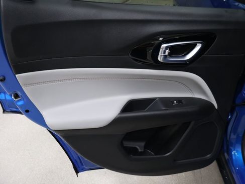 New 2026 Jeep Compass Limited image 13