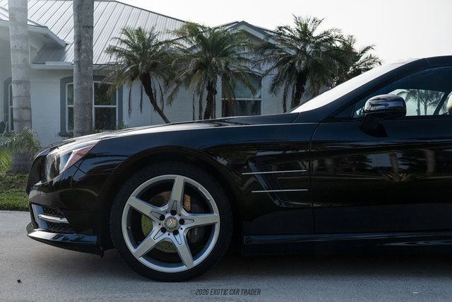 Used 2016 Mercedes-Benz SL 550 image 4