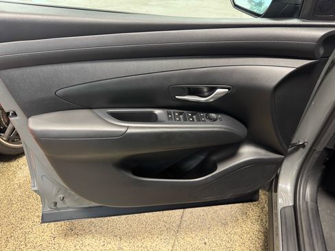 Used 2025 Hyundai Tucson SEL FWD image 15