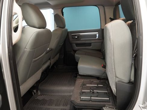 Used 2018 RAM 1500 Big Horn AWD/4WD image 19
