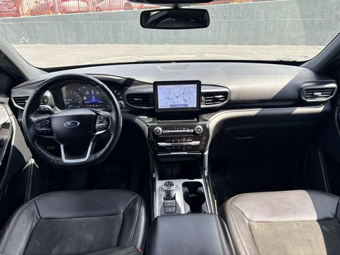 Used 2022 Ford Explorer ST-Line AWD/4WD image 26