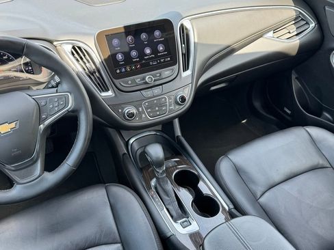 Used 2024 Chevrolet Malibu LT FWD image 18