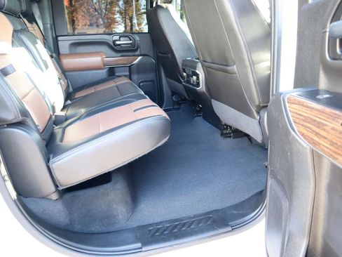 Used 2020 Chevrolet Silverado 2500 High Country w/ Z71 Off-Road Package AWD/4WD image 18