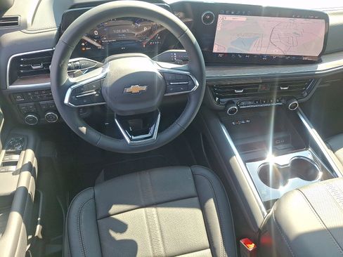 New 2026 Chevrolet Tahoe High Country AWD/4WD image 8