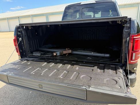 Used 2018 Ford F150 Raptor w/ Equipment Group 802A Luxury AWD/4WD image 11