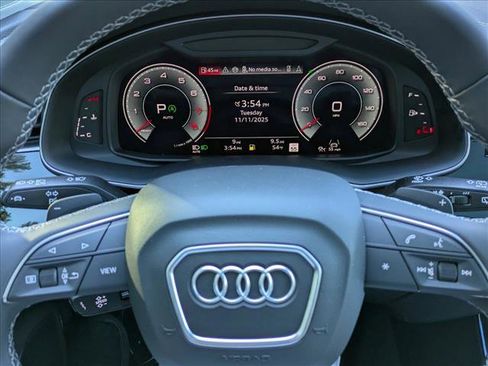 New 2026 Audi Q7 2.0T Premium image 11