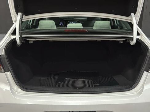 Used 2018 Hyundai Sonata SE w/ Winter Weather Package FWD image 25