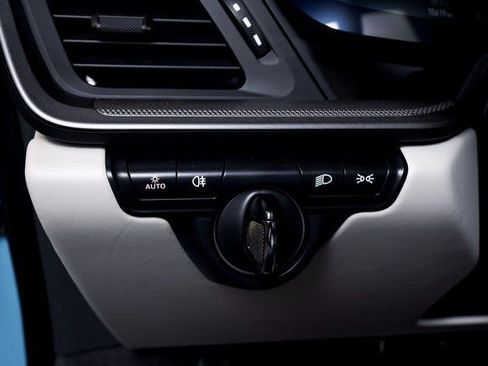 Used 2024 Porsche 911 Carrera 4S image 41