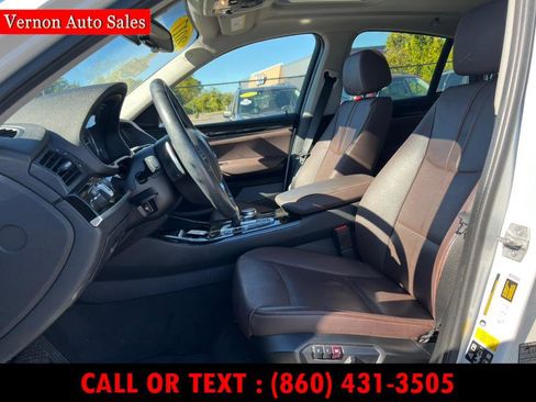 Used 2017 BMW X4 xDrive28i image 9