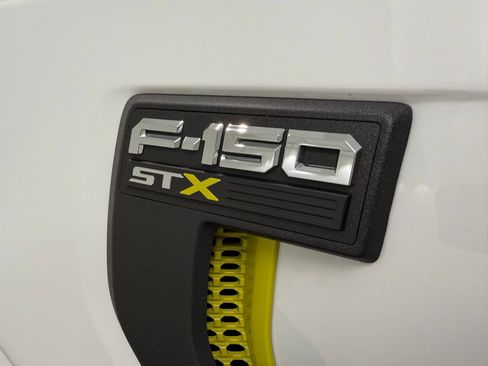 Used 2025 Ford F150 STX w/ Equipment Group 200A RWD image 10