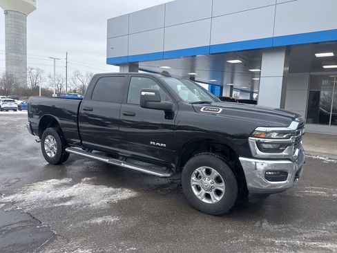 Used 2025 RAM 2500 Big Horn image 18