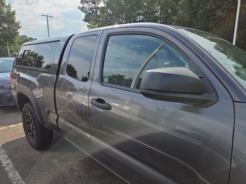 Used 2022 Toyota Tacoma SR w/ SX Package AWD/4WD image 2