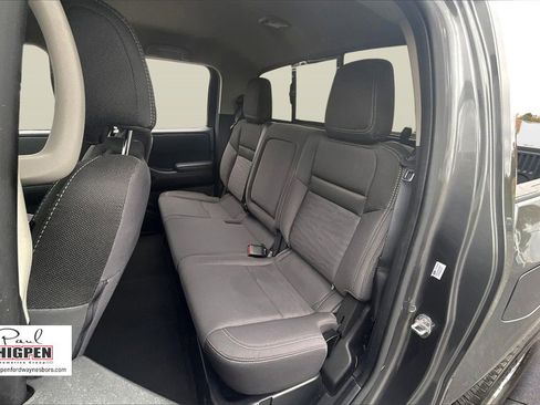 Used 2024 Nissan Frontier SV w/ SV Convenience Package image 26