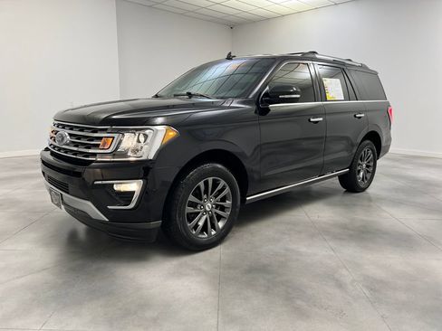 Used 2021 Ford Expedition Limited w/ Cargo Package RWD image 4