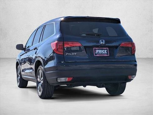 Used 2017 Honda Pilot EX image 8