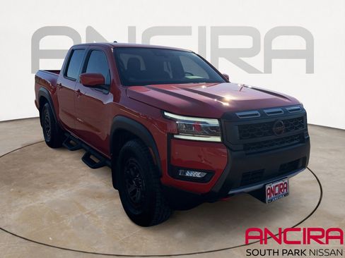 Used 2025 Nissan Frontier Pro-X image 1