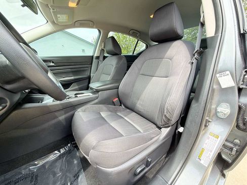 Used 2020 Nissan Altima 2.5 S FWD image 13