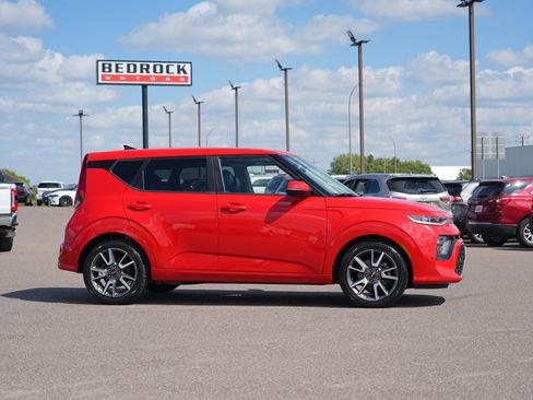 Used 2020 Kia Soul GT-Line Turbo FWD image 2