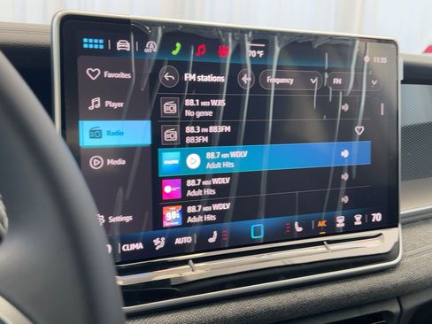 New 2026 Volkswagen Tiguan S image 23