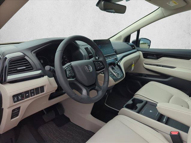 New 2026 Honda Odyssey Touring image 3
