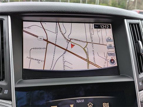 Used 2017 INFINITI Q60 Red Sport 400 image 19