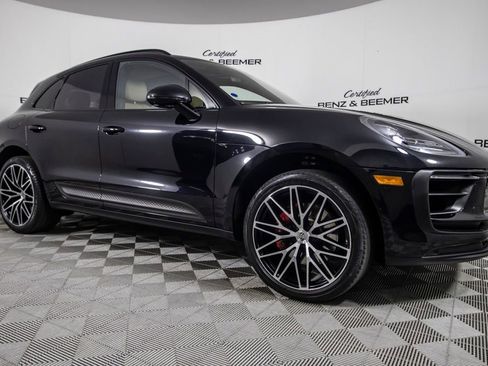 Used 2024 Porsche Macan S AWD/4WD image 2