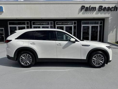 Used 2024 MAZDA CX-90 Plug-In Hybrid w/ Preferred AWD/4WD image 5
