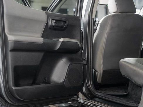Used 2022 Toyota Tacoma SR5 image 36