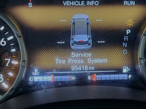 Used 2018 Jeep Renegade Altitude w/ UConnect 8.4 Nav Group image 8