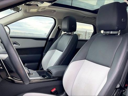 Used 2025 Land Rover Range Rover Velar Dynamic SE image 30