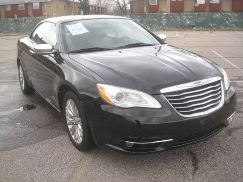 Used 2011 Chrysler 200 Limited image 11