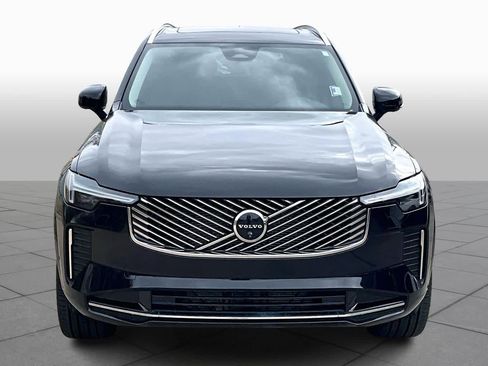 Used 2025 Volvo XC90 B6 Plus AWD/4WD image 4