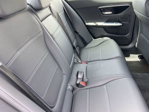 Used 2025 Mercedes-Benz C 300 Sedan image 22