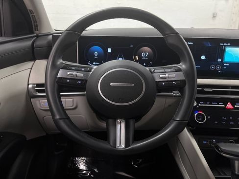 Used 2025 Hyundai Tucson SEL FWD image 16
