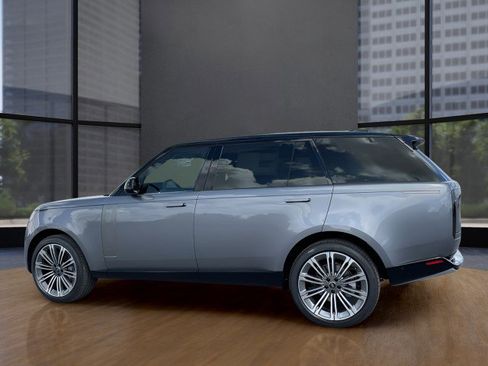 New 2025 Land Rover Range Rover Long Wheelbase SE image 6
