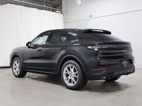 New 2026 Porsche Cayenne Coupe image 3