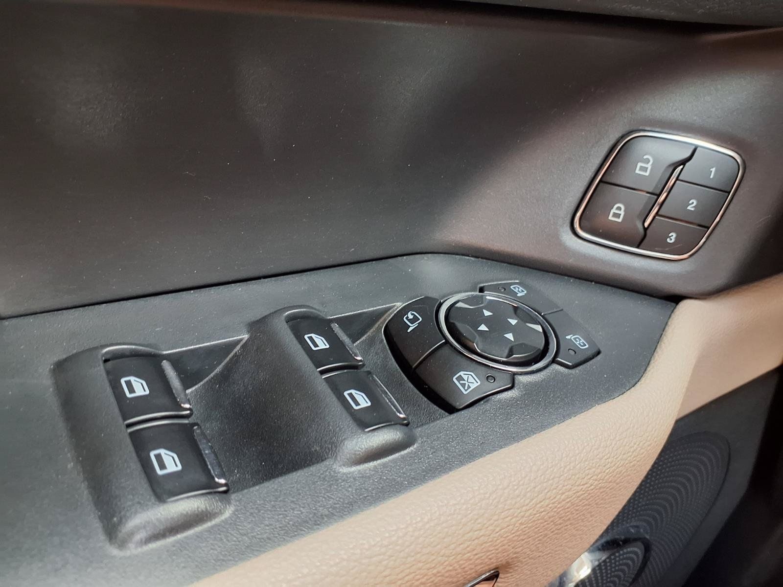 Used 2024 Ford Expedition Max Limited AWD/4WD image 24