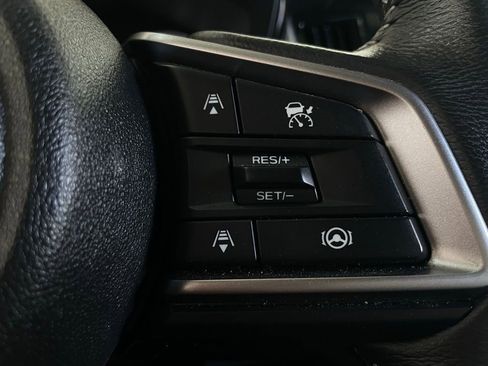 Used 2025 Subaru Outback Premium AWD/4WD image 33