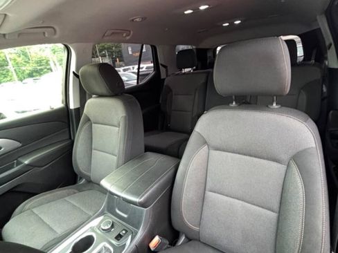 Used 2019 Chevrolet Traverse LS FWD image 11