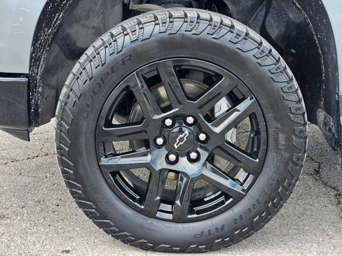 Used 2023 Chevrolet Silverado 1500 LT Trail Boss w/ Protection Package AWD/4WD image 10