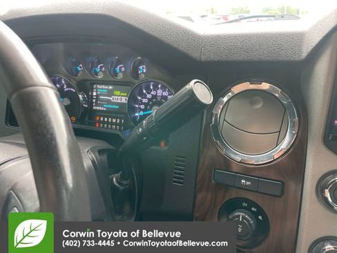 Used 2013 Ford F250 Lariat w/ Lariat Interior Pkg AWD/4WD image 14