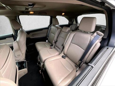 Used 2024 Honda Odyssey Touring image 25