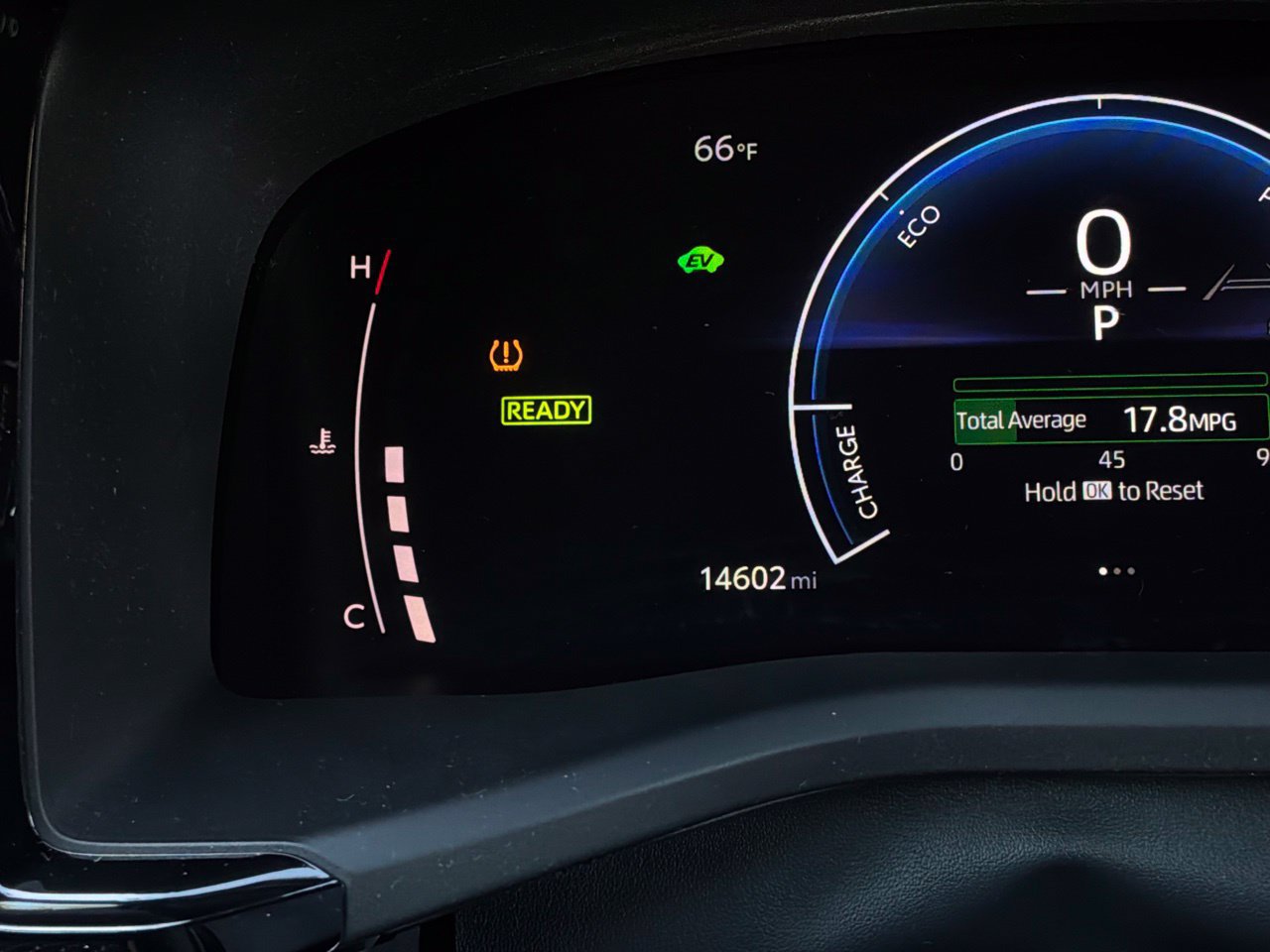 Used 2026 Toyota Camry SE FWD image 40