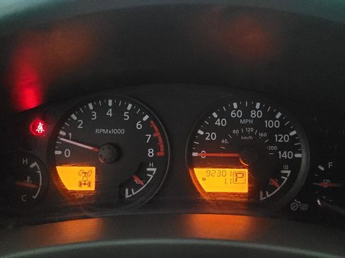 Used 2016 Nissan Frontier SV AWD/4WD image 26