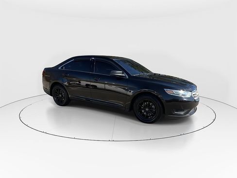 Used 2019 Ford Taurus SE FWD image 5