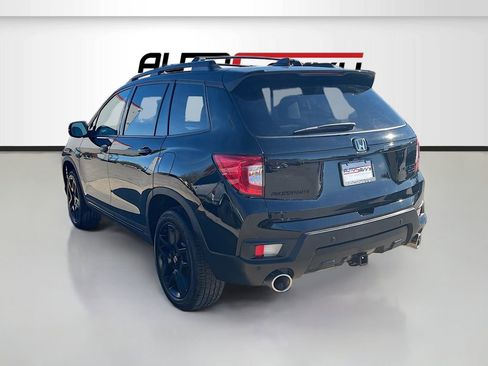 Used 2024 Honda Passport Black Edition image 5