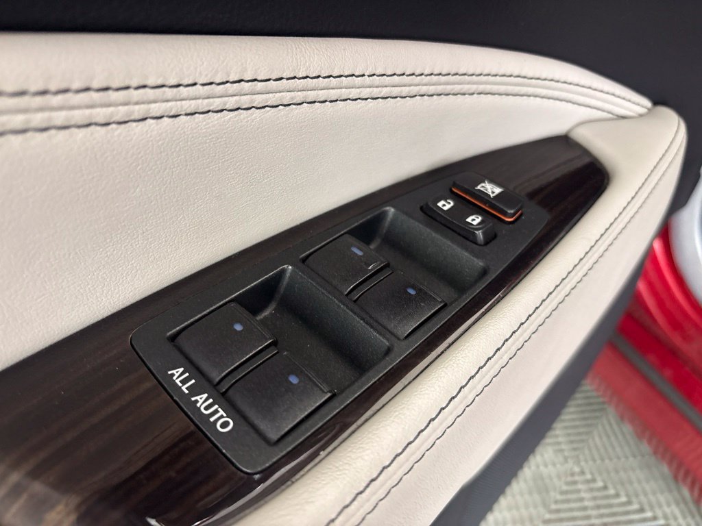 Used 2015 Lexus LS 460 w/ Comfort Package RWD image 20