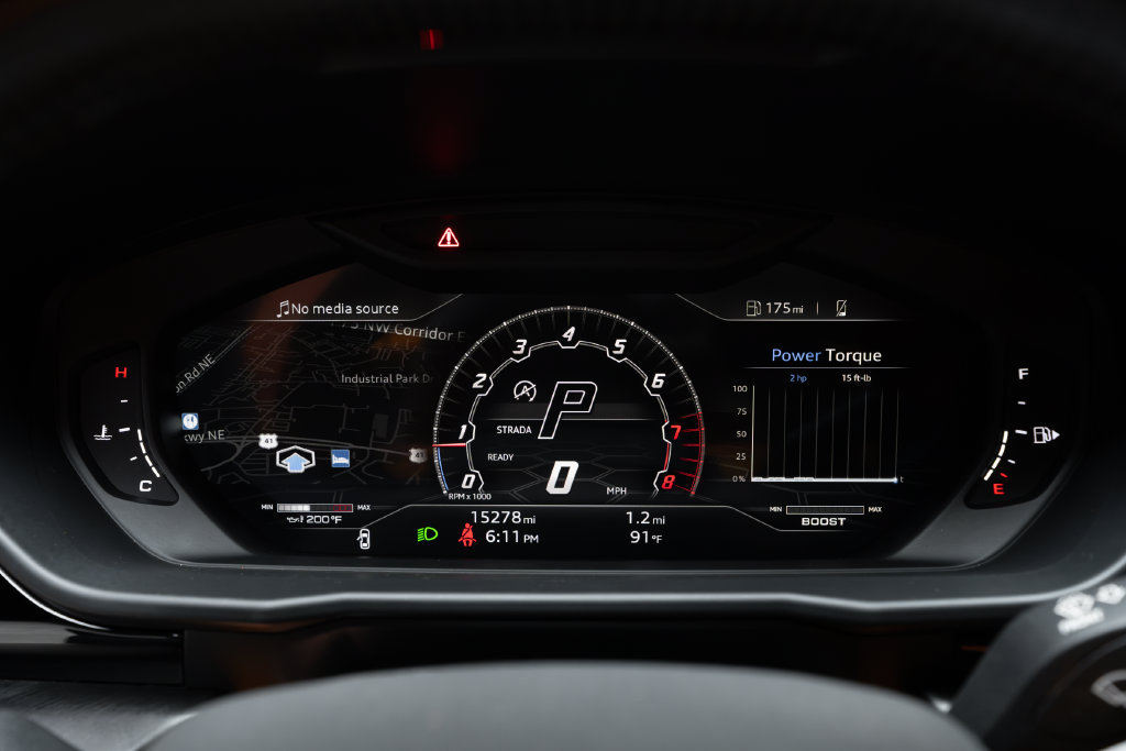 Used 2022 Lamborghini Urus AWD/4WD image 44
