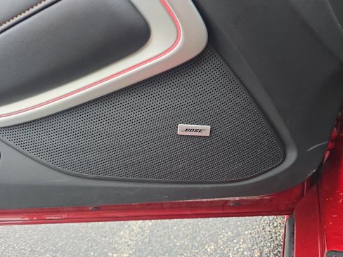 Used 2018 Chevrolet Camaro SS RWD image 13