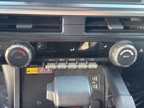 Used 2025 Toyota 4Runner 4WD image 18